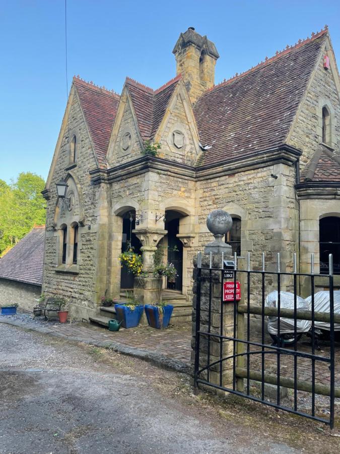 South Lodge House Dormansland Exterior foto